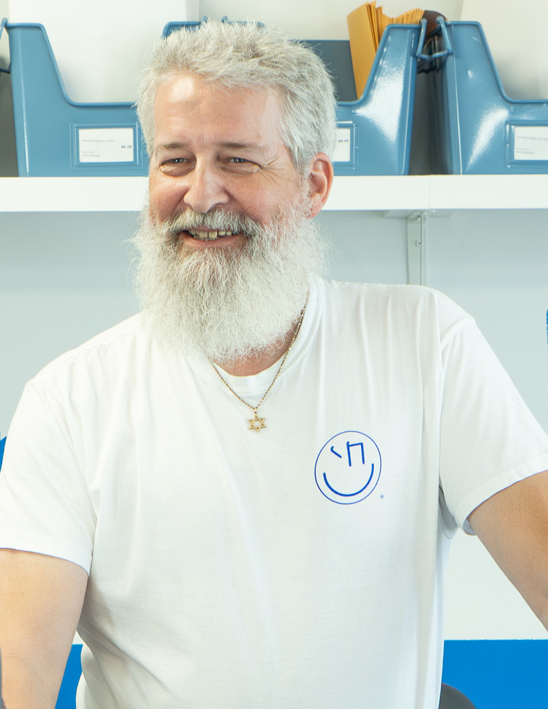 Pack 'n Ship Store owner